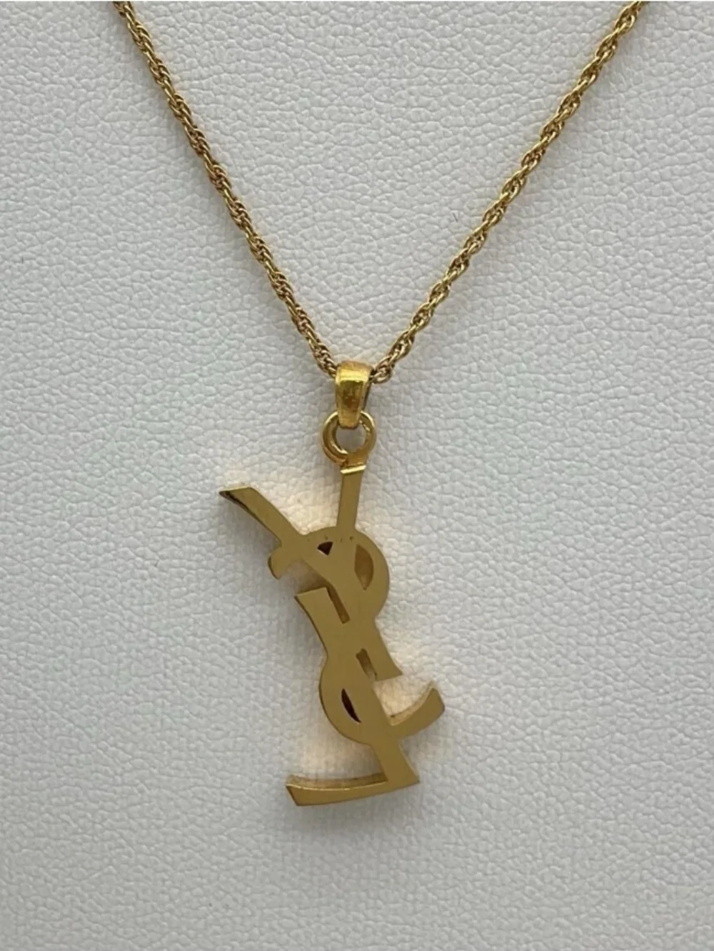 Yves Saint Laurent Gold Logo Charm Rope Chain Necklace - Picture 5 of 6